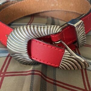 Levi’s red leather western belt 30-34”